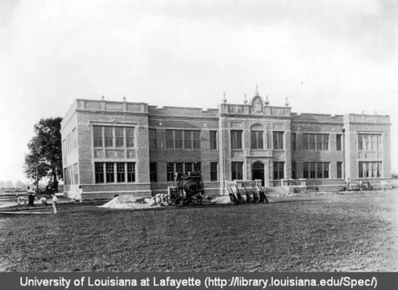 Vintage Louisiana Collection  University of Louisiana at Lafayette