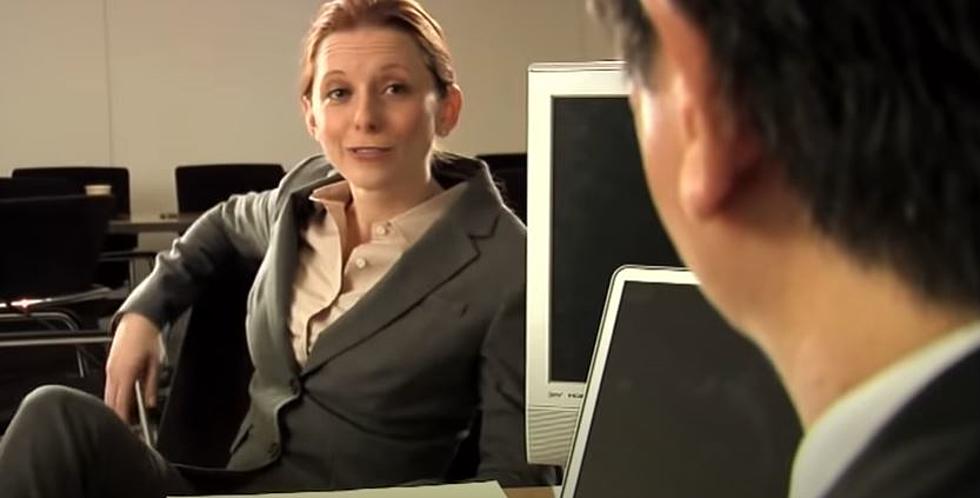 Top 10 Body Language Mistakes on Job Interviews
