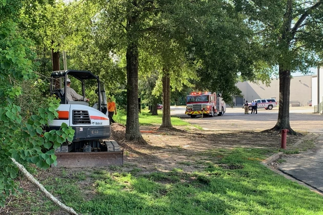 Hazmat Called; No Injuries After Gas Line Hit in Lafayette