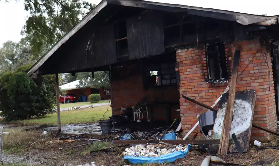 Neighbors Let Residents Know about a Lafayette House Fire