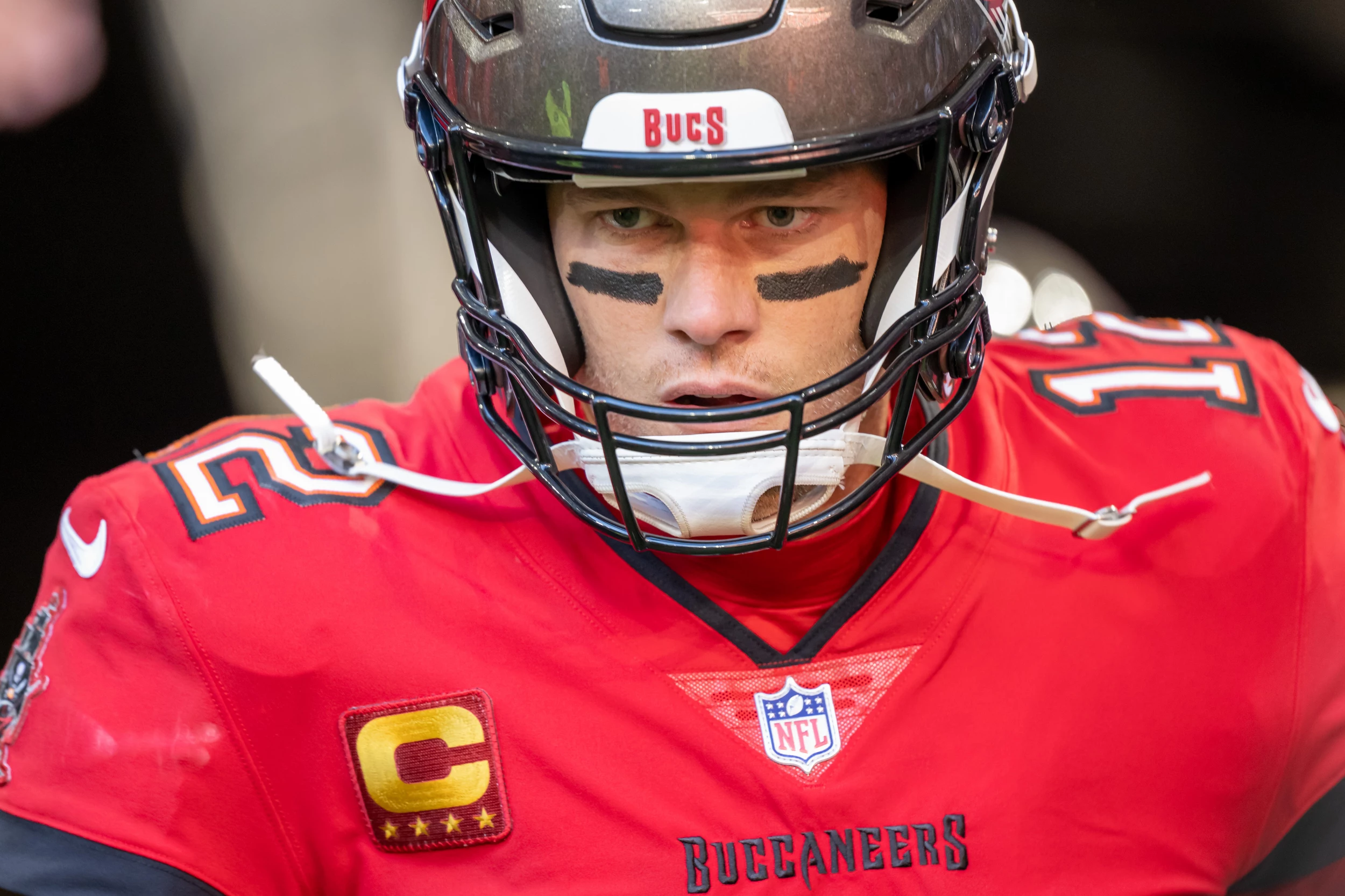 Yep, Tom Brady in a Tampa Bay Buccaneers jersey looks weird 