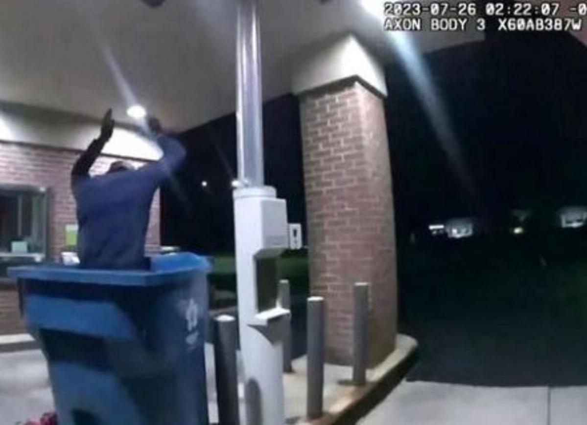 Robber Fail Prop Fails Criminal During Robbery Attempt at Bank in Huron, Ohio