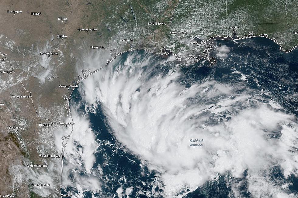 Southeastern Texas Preparing for Tropical Storm to Make Landfall Tuesday Morning