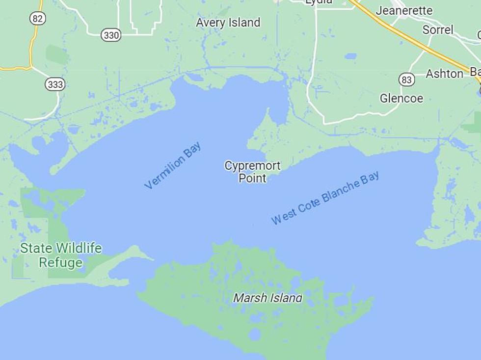 Plane Crashes into Vermilion Bay in Louisiana