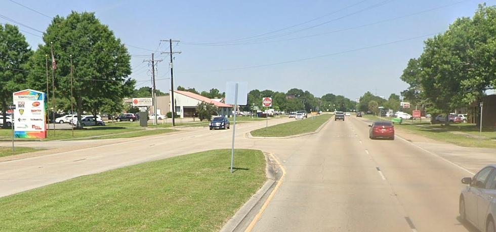 A Lafayette Traffic Problem - Turning Properly Into a Median Lane