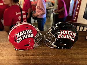 Lafayette ‘Paints the Town Red’ for Ragin’ Cajuns Homecoming...