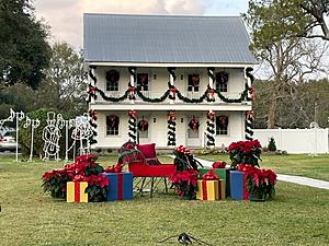 Broussard Steps Up Christmas Game with Light Display Map, Photo...