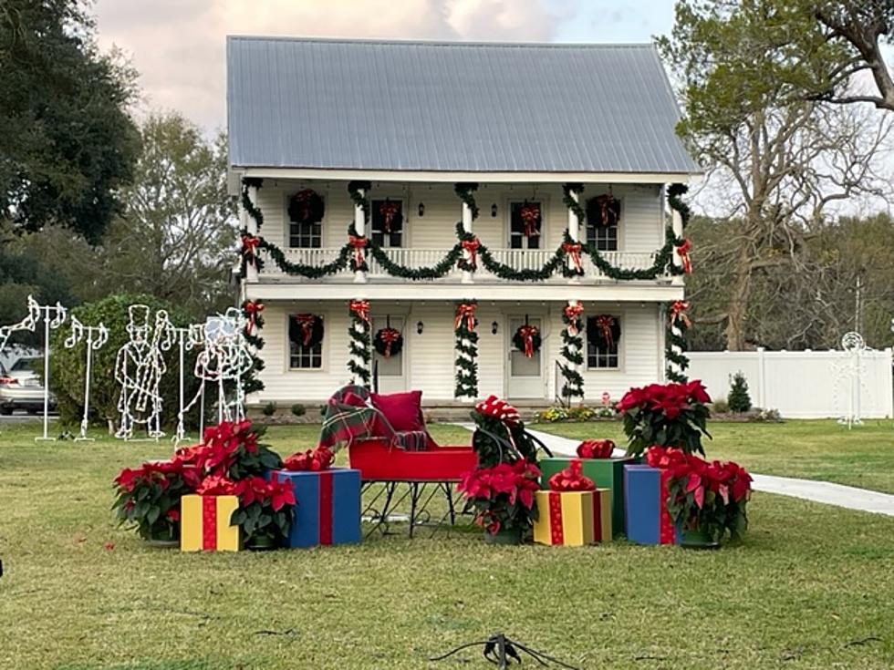 Broussard's Dazzling Christmas Light Displays and Golf Cart Santa