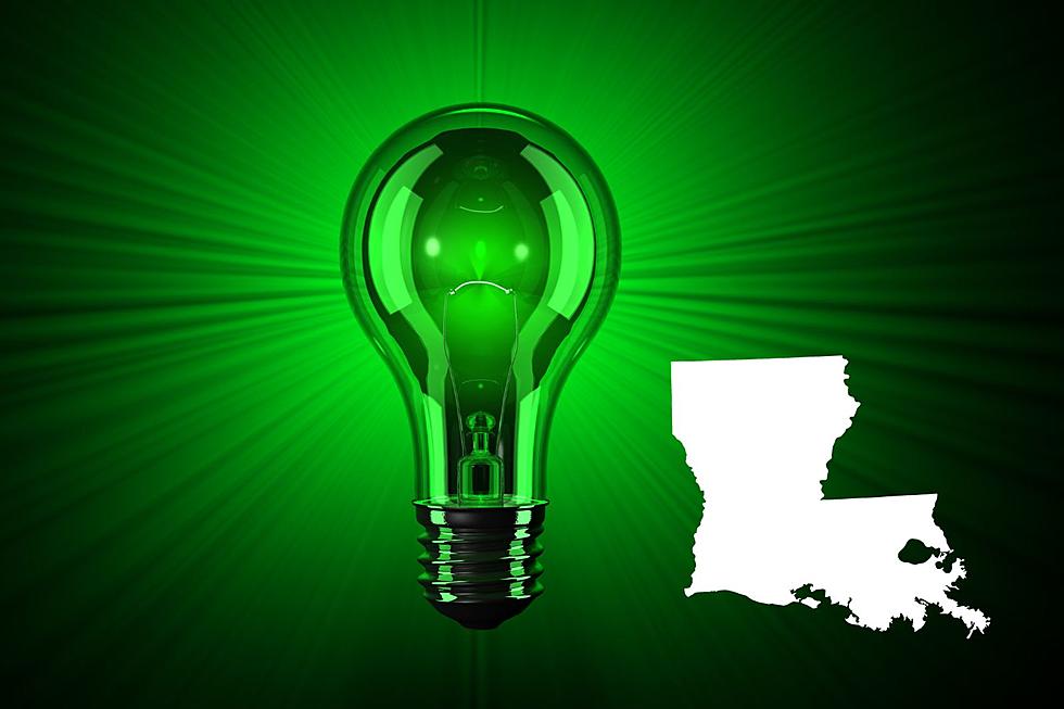 What Does It Mean When You See a Green Porch Light in Louisiana?