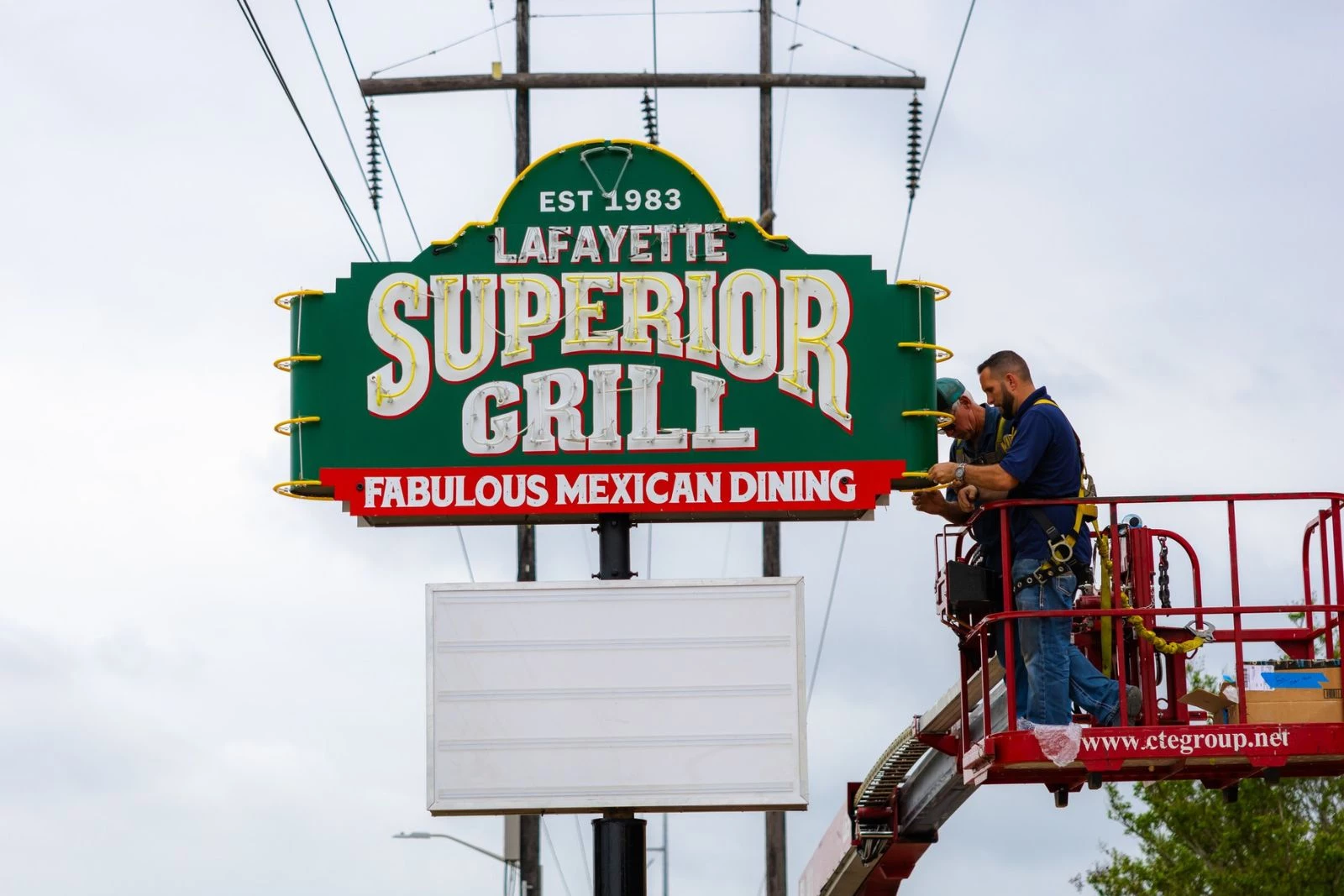 Superior Grill In Lafayette Teases Anxious Customers