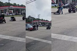 Traffic Halted in Abbeville While Road Rage Brawl Captured on...
