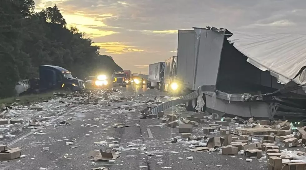 Major Crash and Scattered Debris Close I-10 West in Louisiana