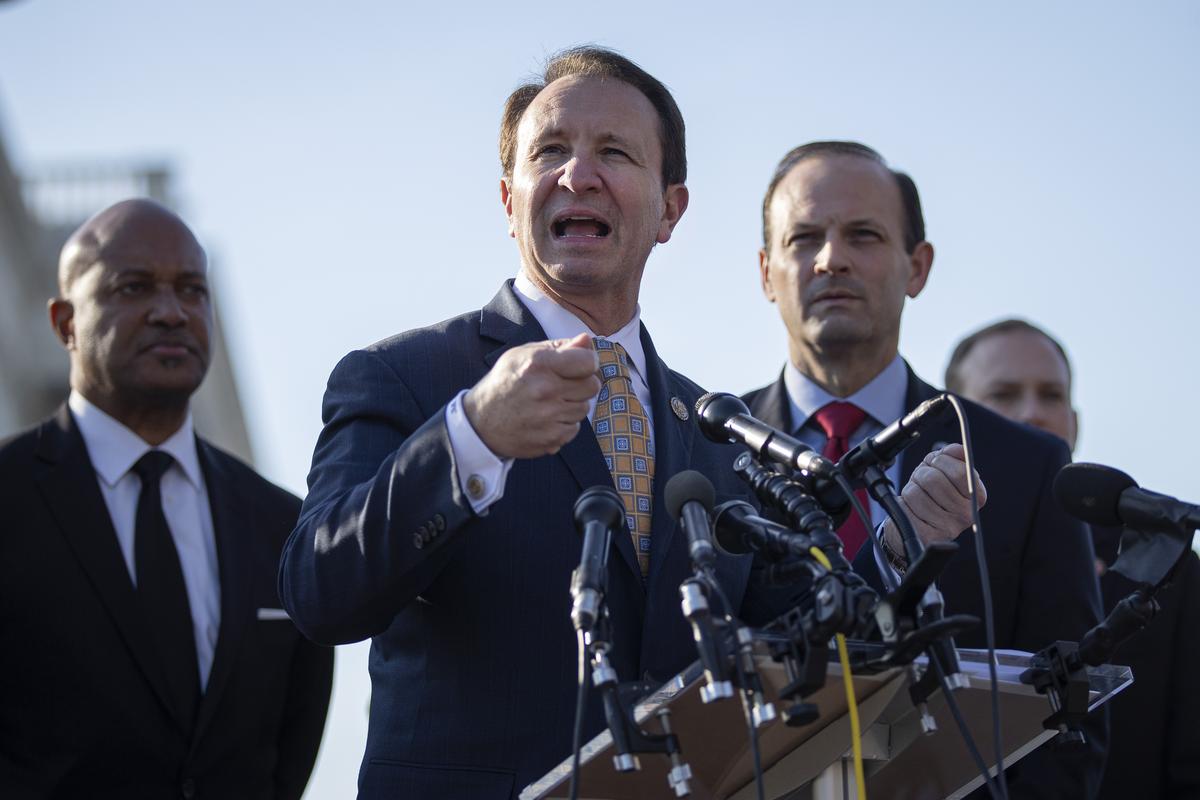 Poll: Majority of Louisiana Voters Now Disapprove of Jeff Landry