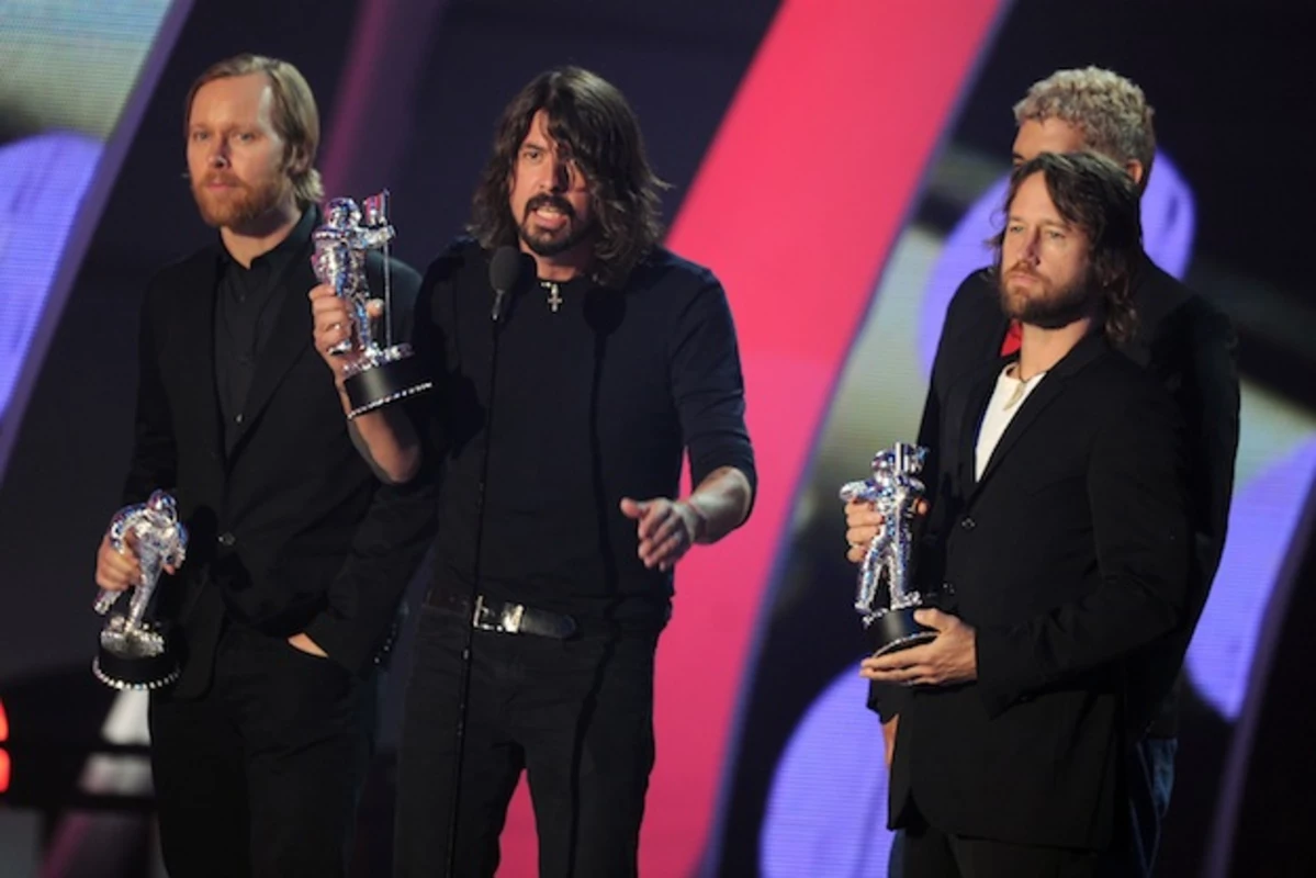 Foo Fighters Walk Home With Best Rock Video Honor At 11 Mtv Video Music Awards