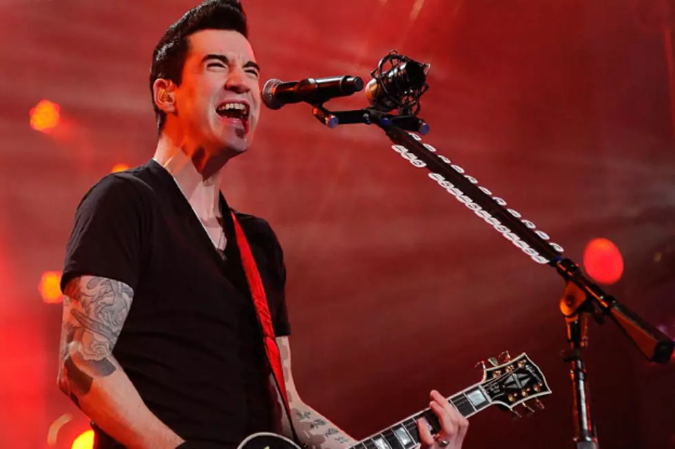 Theory of a Deadman&#8217;s Tyler Connolly Talks Touring &#8216;Madness&#8217;