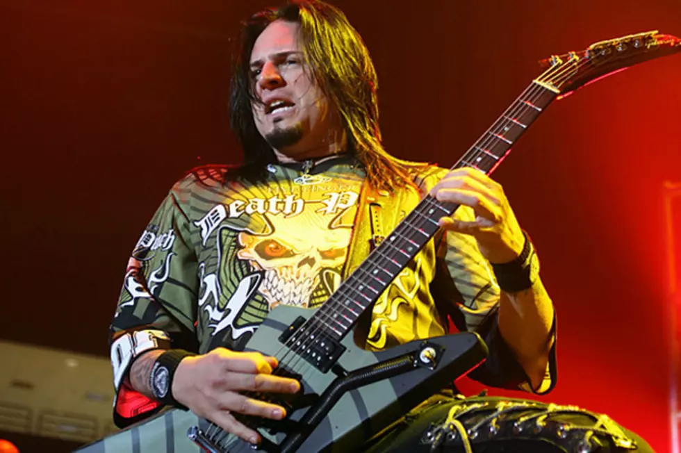 Five Finger Death Punch&#8217;s Jason Hook Talks New Album, Fall Tour and Internet Haters