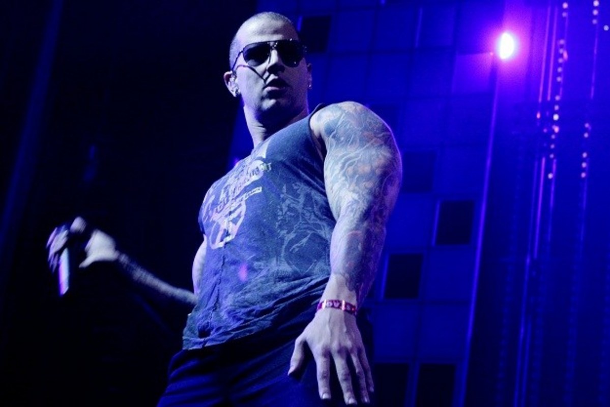 Ax7 Singer Avenged Sevenfold’s M. Shadows on Performing for Troops