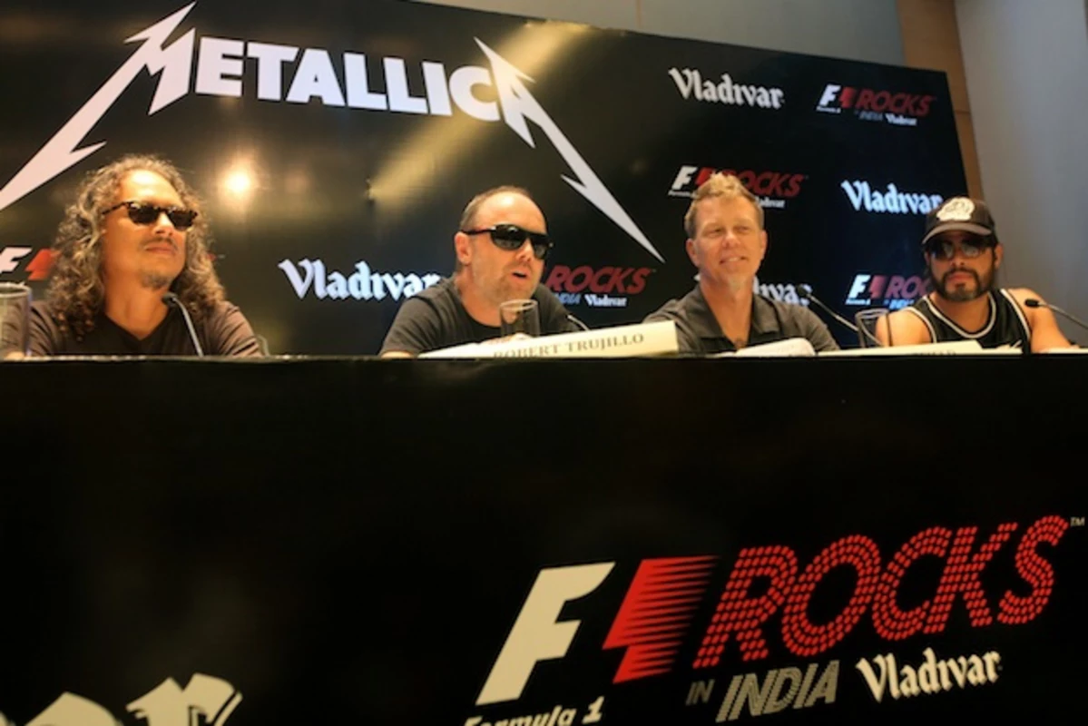 Metallica Fans Riot After Postponement of Concert In India