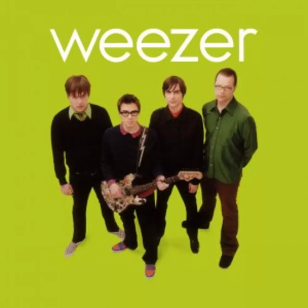 Ex-Weezer Bass Player Found Dead at Age 40