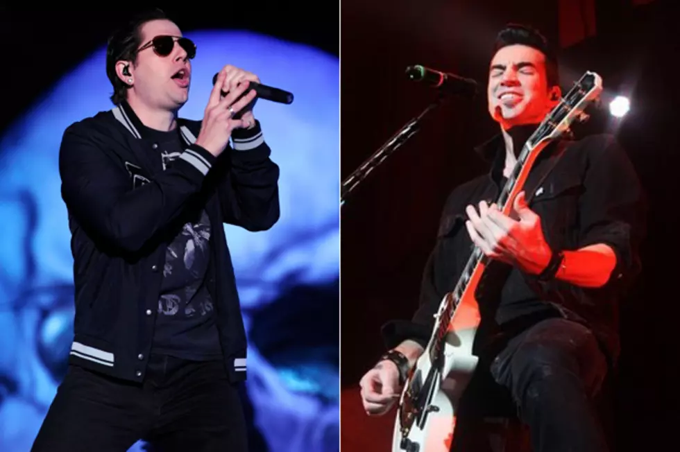 Avenged Sevenfold vs. Theory of a Deadman – Cage Match