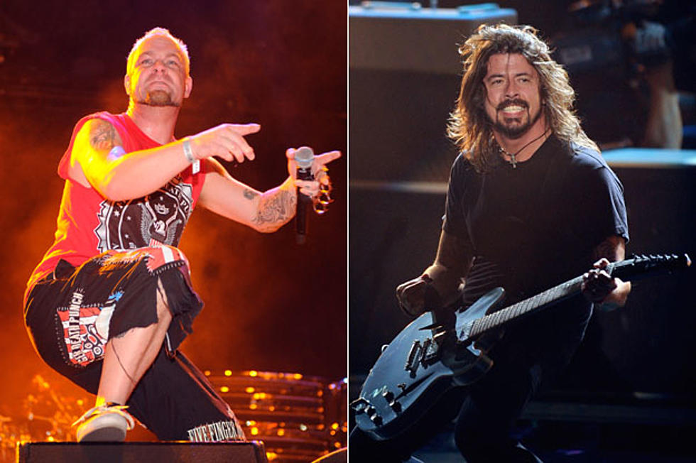 Five Finger Death Punch vs. Foo Fighters &#8211; Cage Match