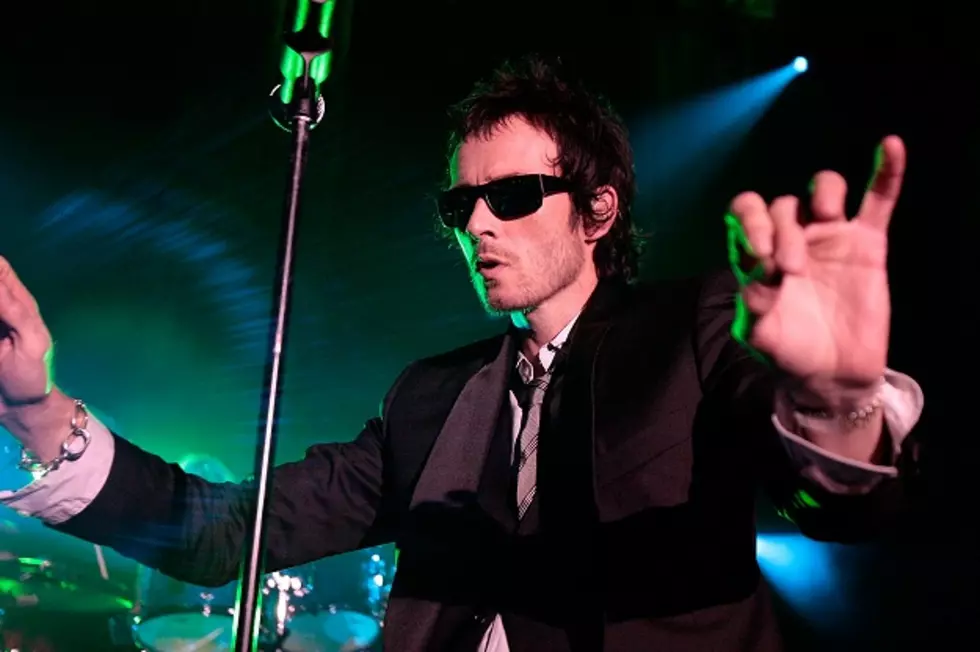 Stone Temple Pilots Singer Scott Weiland on Christmas Album: &#8216;Why Not?&#8217;