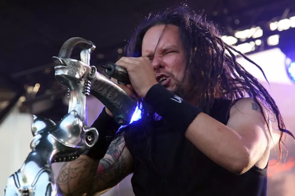 Korn&#8217;s Jonathan Davis Bows Out Of &#8216;Twins Of Evil&#8217; Tour Due To Exhaustion