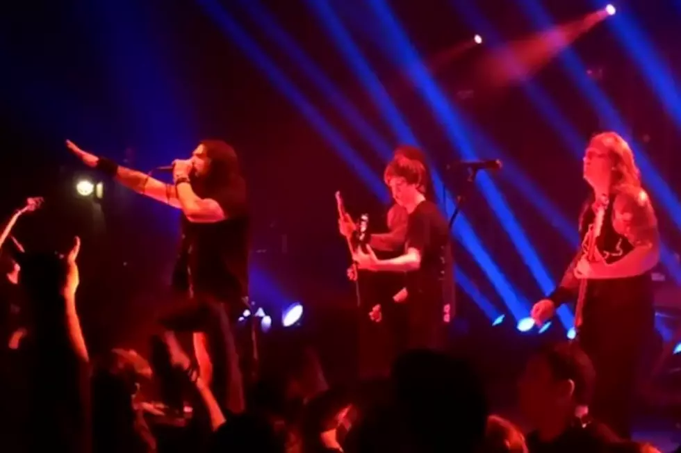 Machine Head Invite 13-Year-Old Boy Onstage to Shred on &#8216;Aesthetics of Hate&#8217;