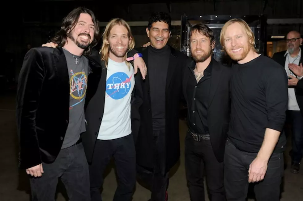 Foo Fighters Win 2012 Grammy Award for Best Rock Performance