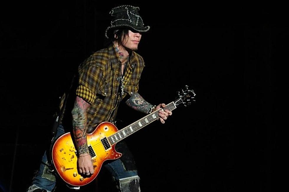 Guns N' Roses' DJ Ashba Gets in Scuffle Over E-Cigarette