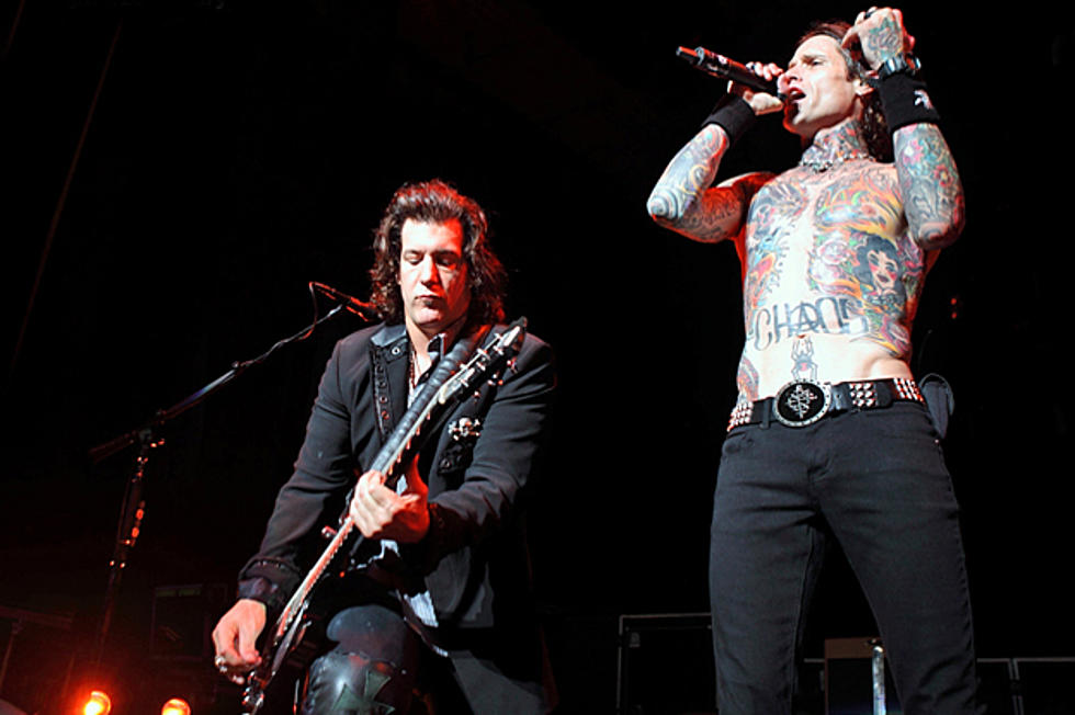 Buckcherry Want to Finalize ‘Confessions’ Album ‘Loose Ends’ for 2012 Release