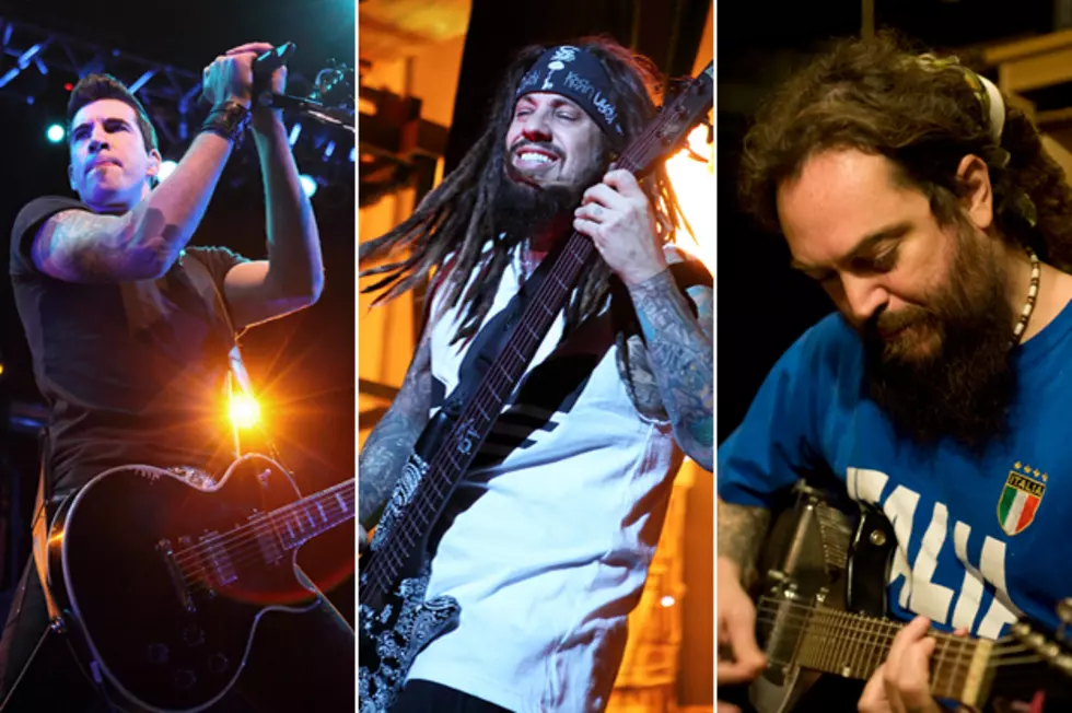 Tyler Connolly, Fieldy + Max Cavalera Share Mother&#8217;s Day Wishes