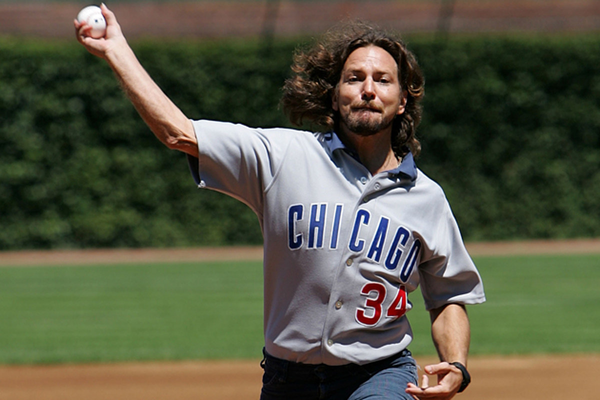 Eddie Vedder Celebrates Chicago Cubs Wild Card Victory