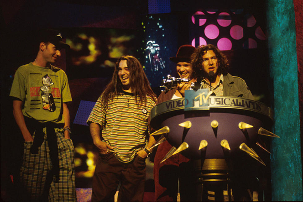 Pearl Jam’s ‘Ten’ Surpasses 10 Million Copies Sold