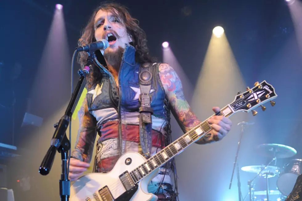 The Darkness Frontman Justin Hawkins Falls Off Stage in Sweden