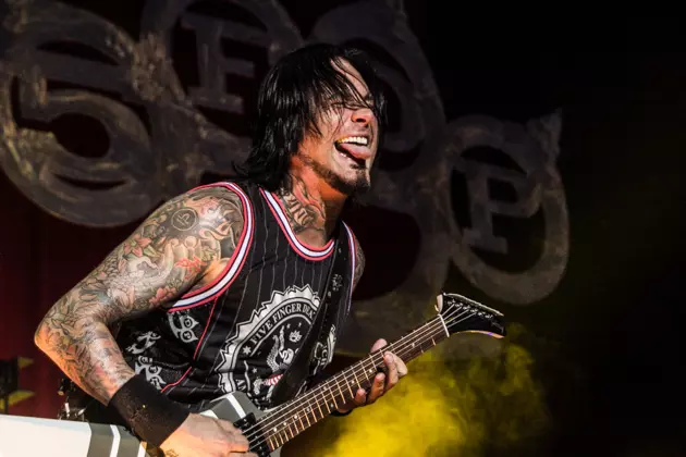 Five Finger Death Punch&#8217;s Jason Hook Details Reasons for Signing With Rise Records