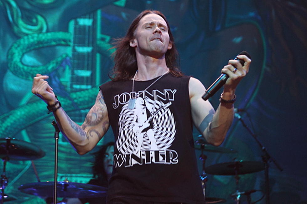 Myles Kennedy Wins Best Vocalist in the 3rd Annual Loudwire Music Awards