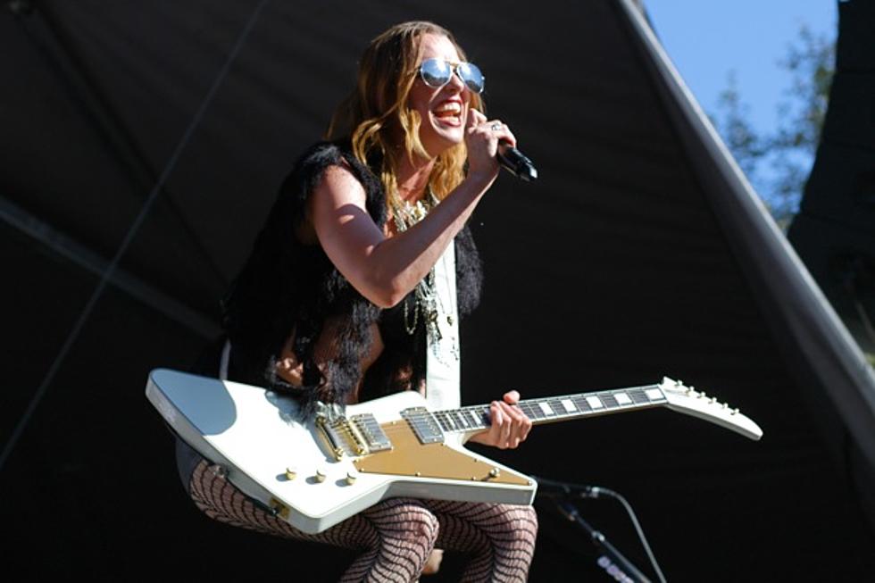 Halestorm&#8217;s Lzzy Hale Talks New Album Progress, Ronnie James Dio Tribute + More