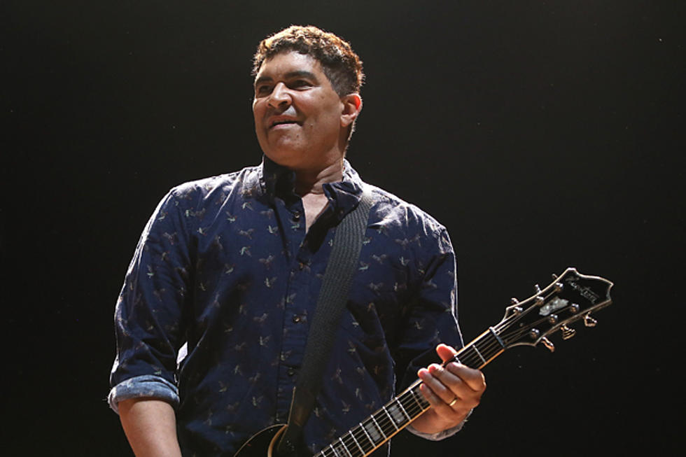 Pat Smear Thinks Surviving Nirvana Members Should Play Old Tunes Lives