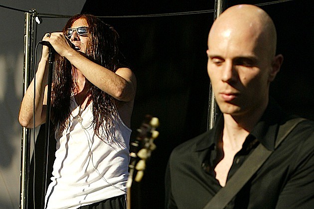 a perfect circle live featuring stone and echo dvd download