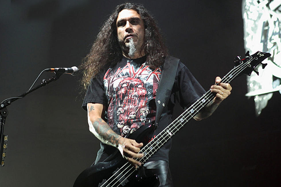 Slayer Frontman Tom Araya Elaborates on Drummer Dave Lombardo&#8217;s Exit From the Band