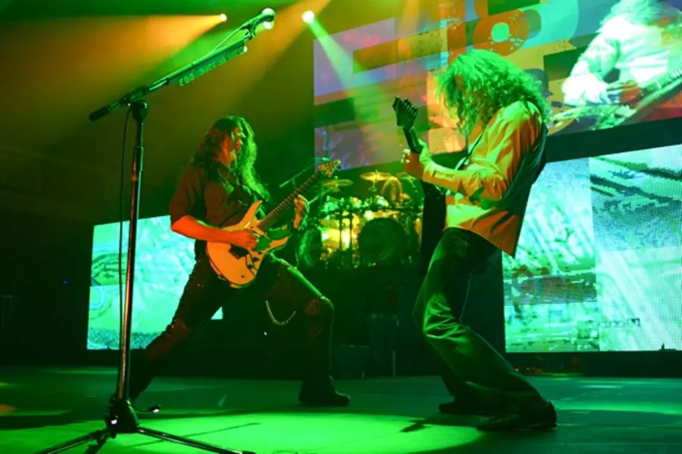 Megadeth Shine at the Shrine in Los Angeles – Photo Gallery