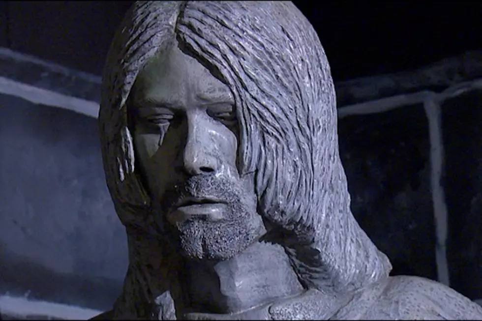 Crying Statue of Nirvana’s Kurt Cobain Unveiled in Aberdeen Museum of History