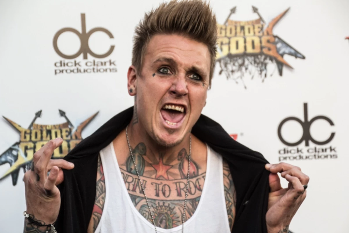 Jacoby Shaddix's Blonde Hair Transformation - wide 9