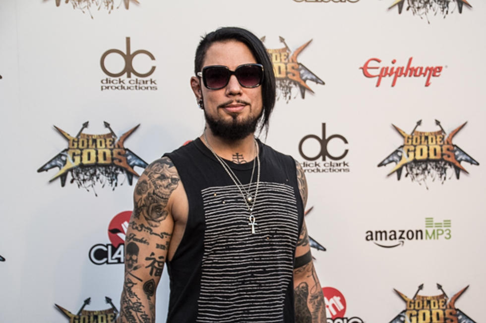 Dave Navarro Rescued From Elevator by New York Firefighters