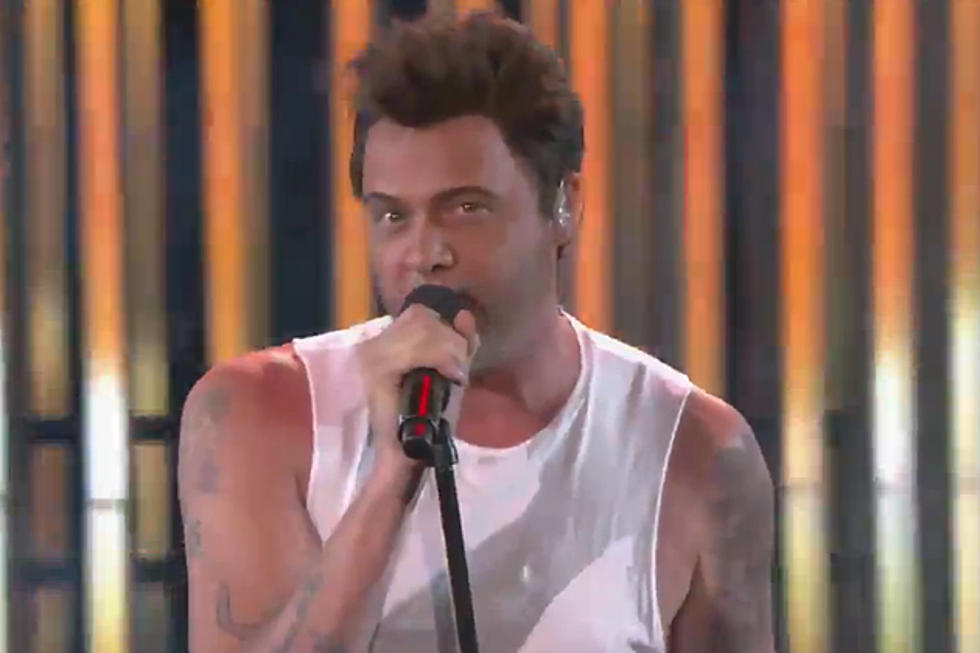 Sebastian Bach Imitates Adam Levine on 'Sing Your Face Off'