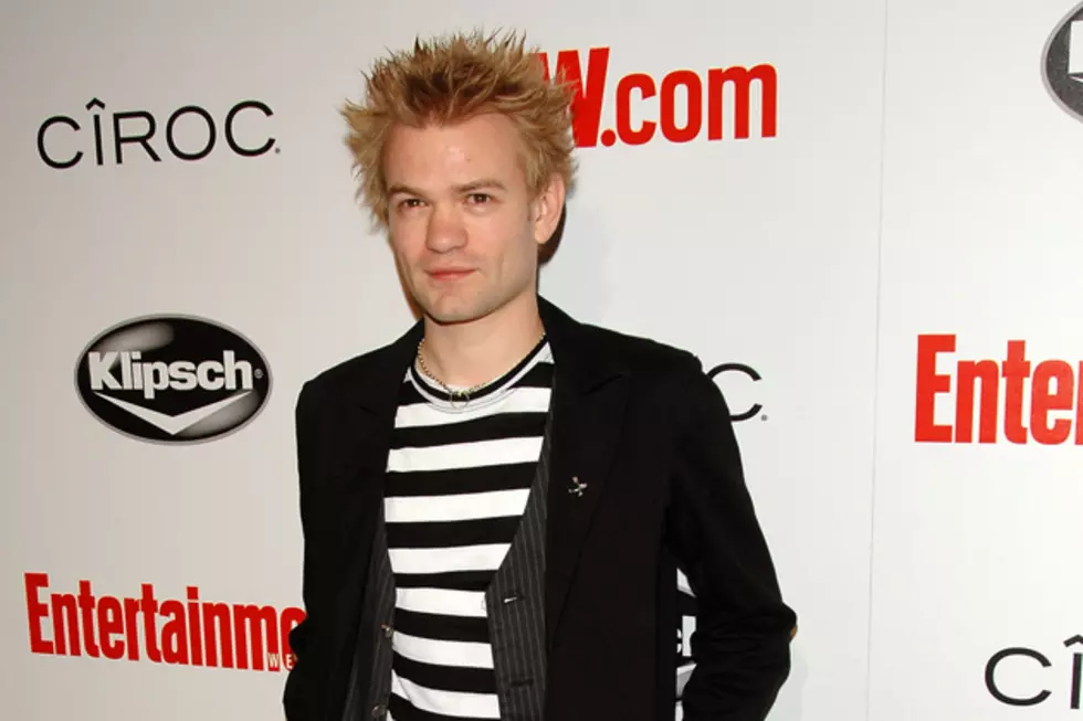 Sum 41 Frontman Deryck Whibley Returns to Work on New Music
