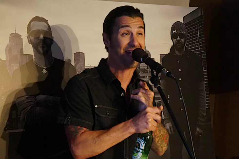 Sully Erna Hosts Early Preview of Upcoming Godsmack Album '1000hp'