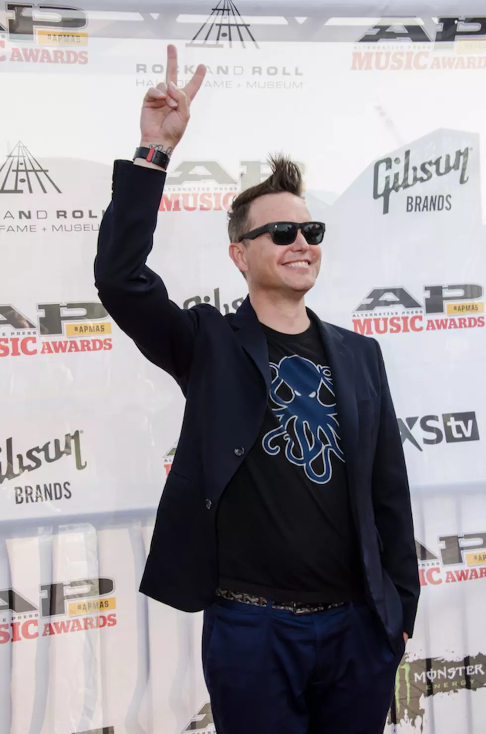 Mark Hoppus Takes the Ice Bucket Challenge [VIDEO]