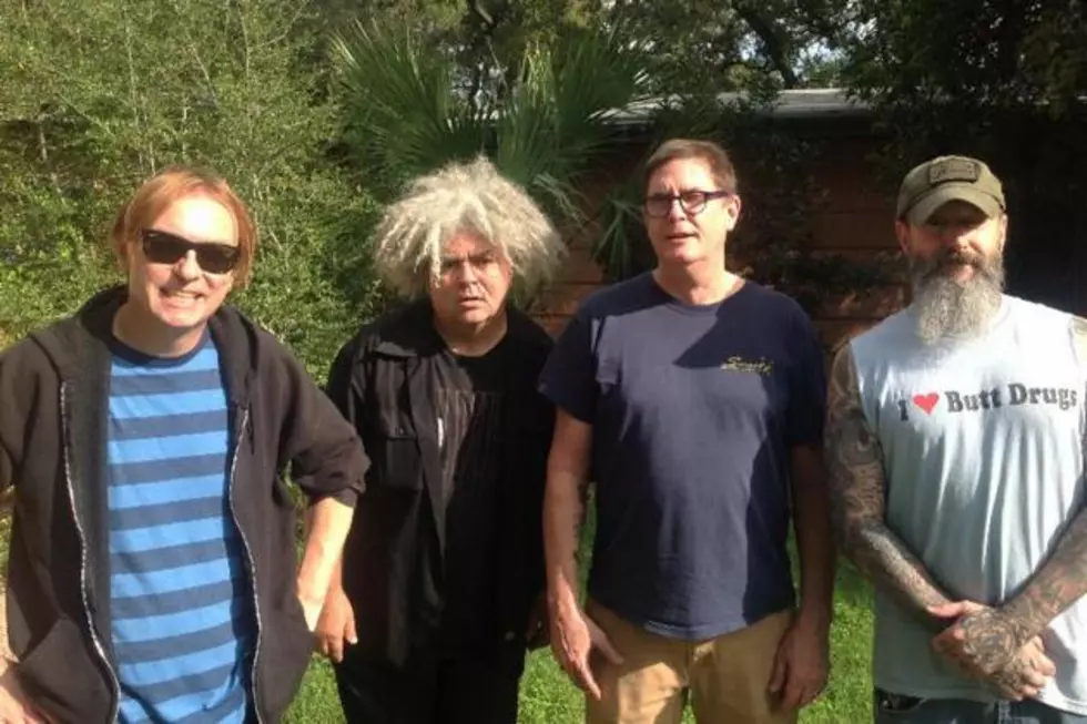 Melvins To Release 'Hold It In' Album in October